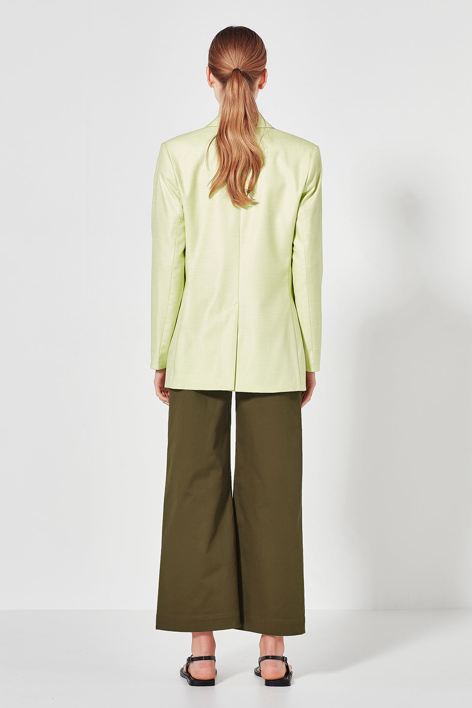 The Richmond Jacket in Apple