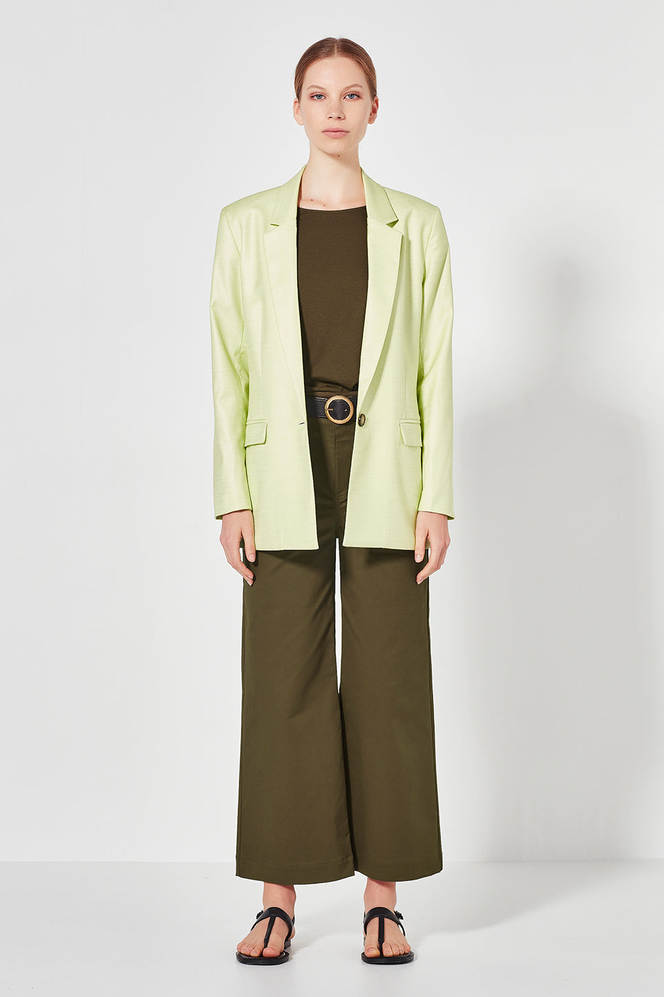 The Richmond Jacket in Apple