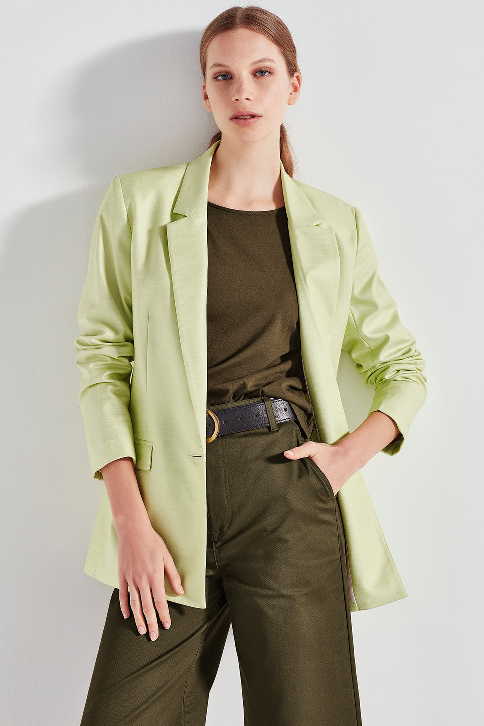 The Olsen Tee in Khaki