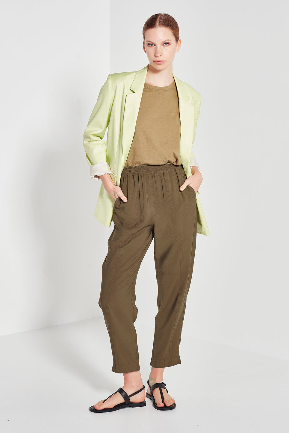 The Richmond Jacket in Apple