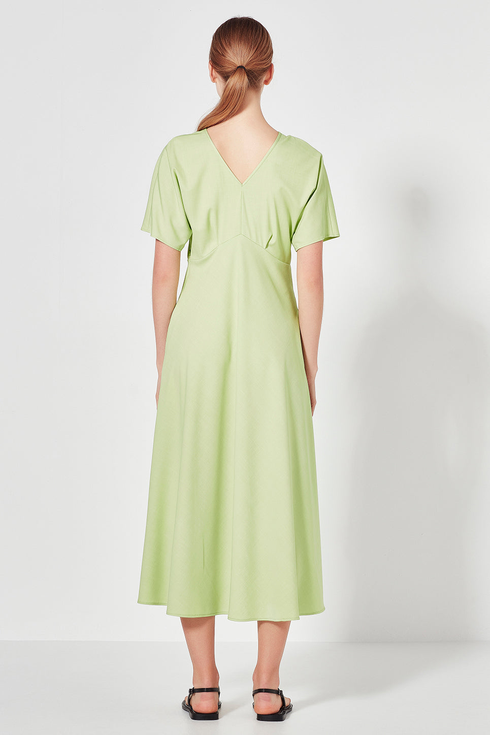 The Evelyn 2-Way Dress in Apple