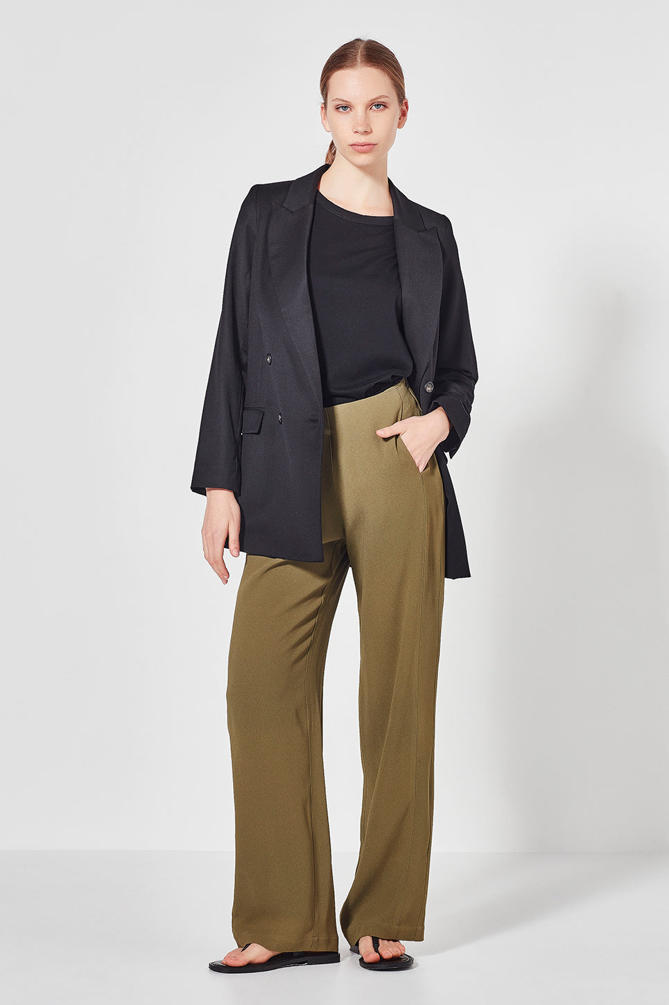 The East Pant in Military