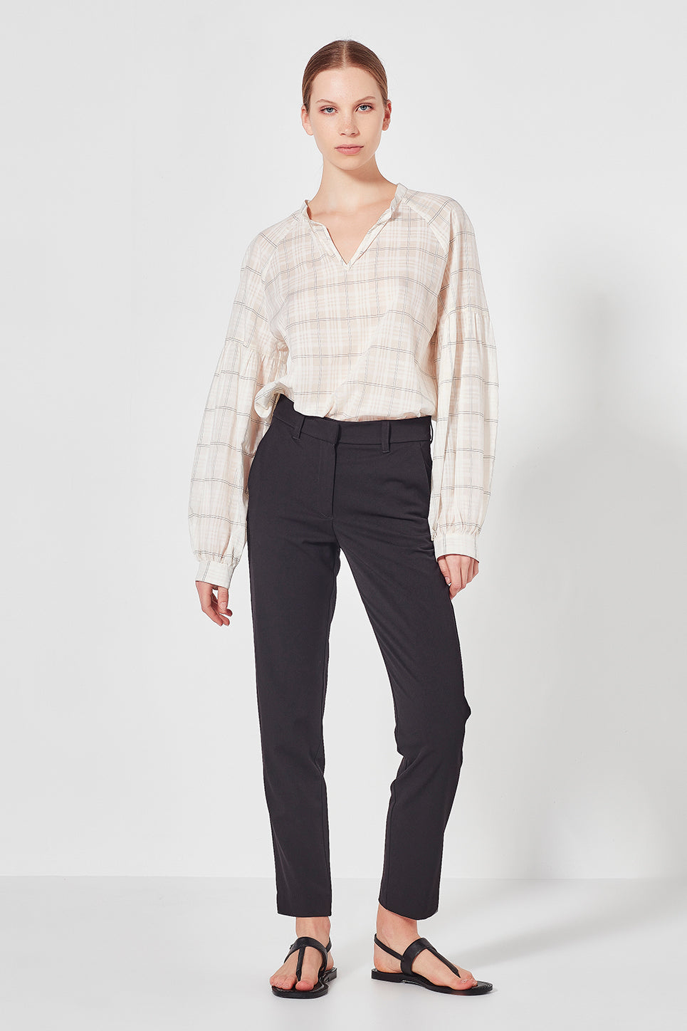 The Marlon Trouser in Black