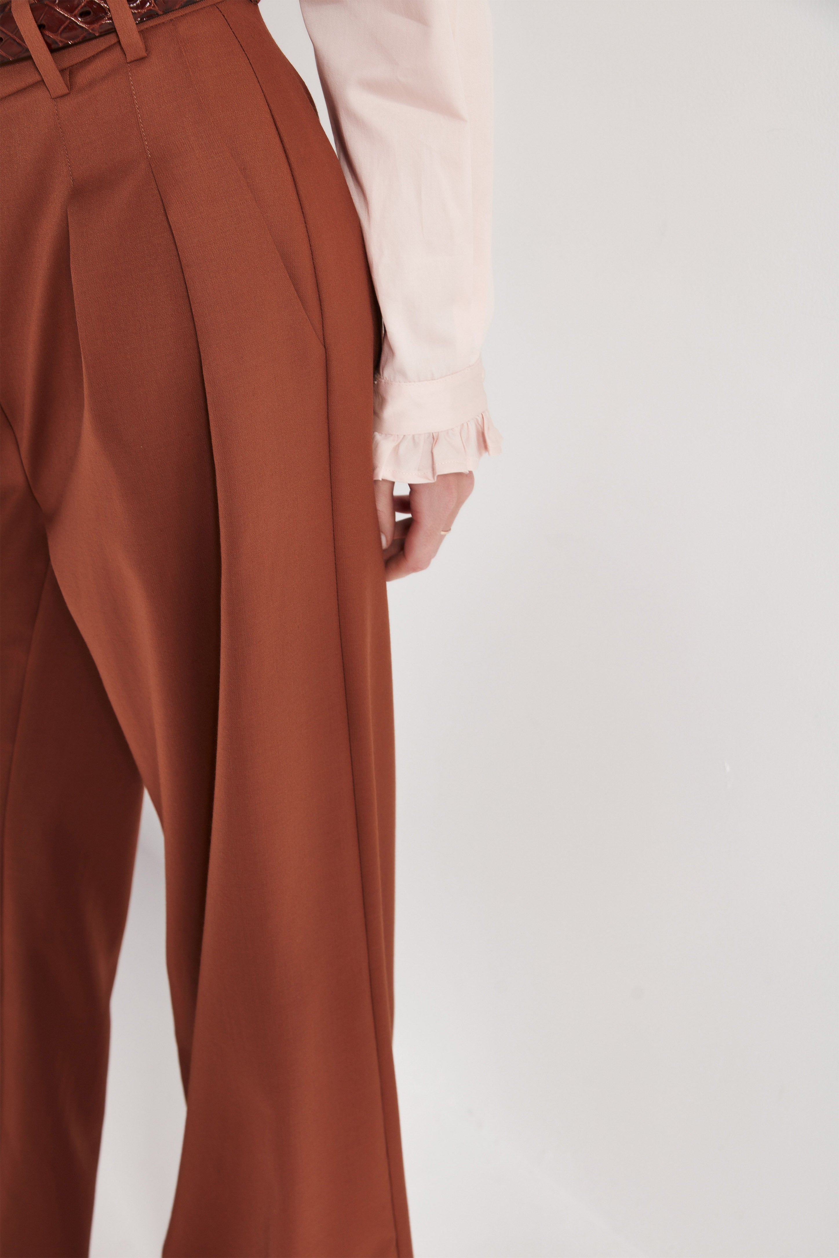 The Oslo Trouser in Brick