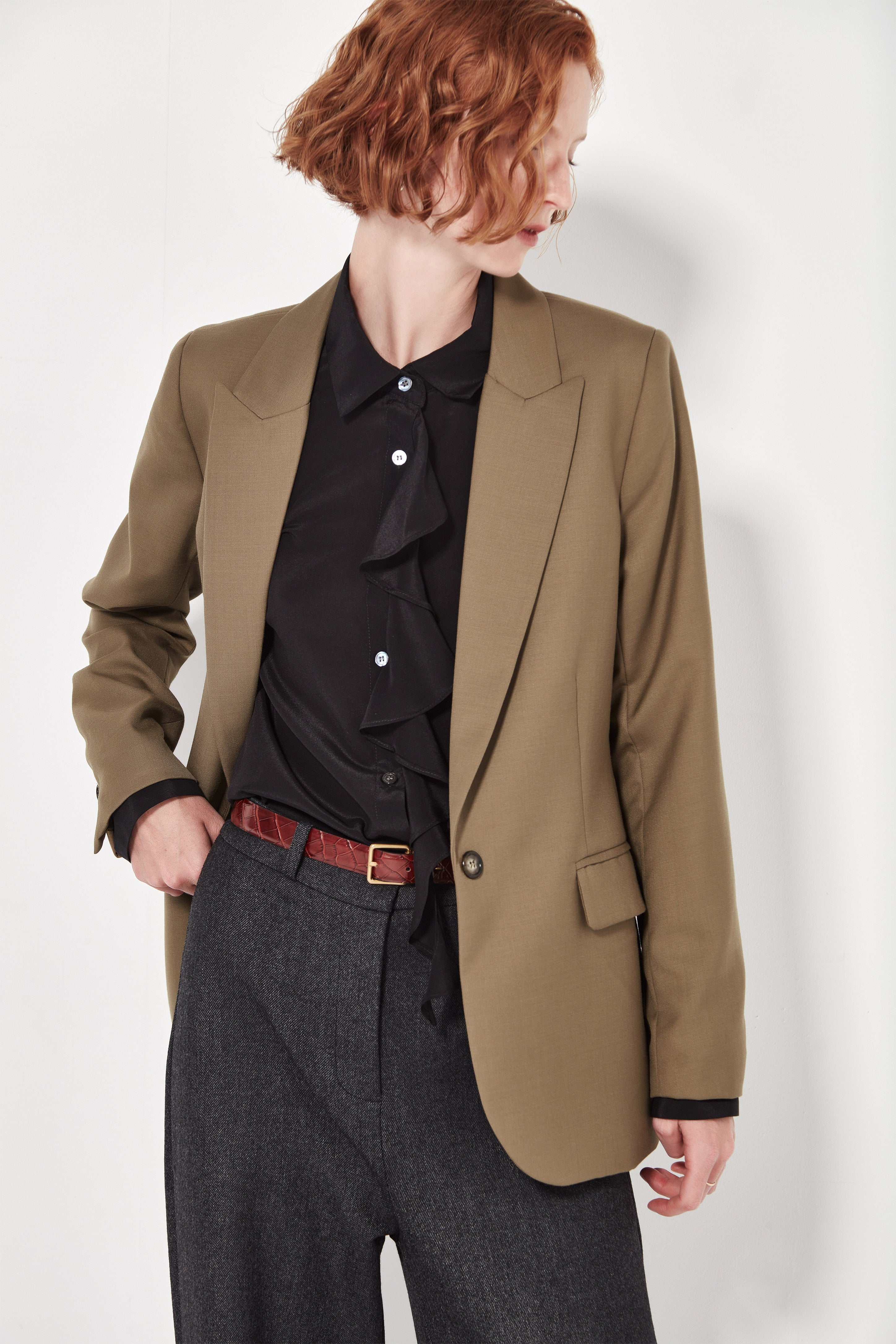 The Oslo Jacket in Khaki