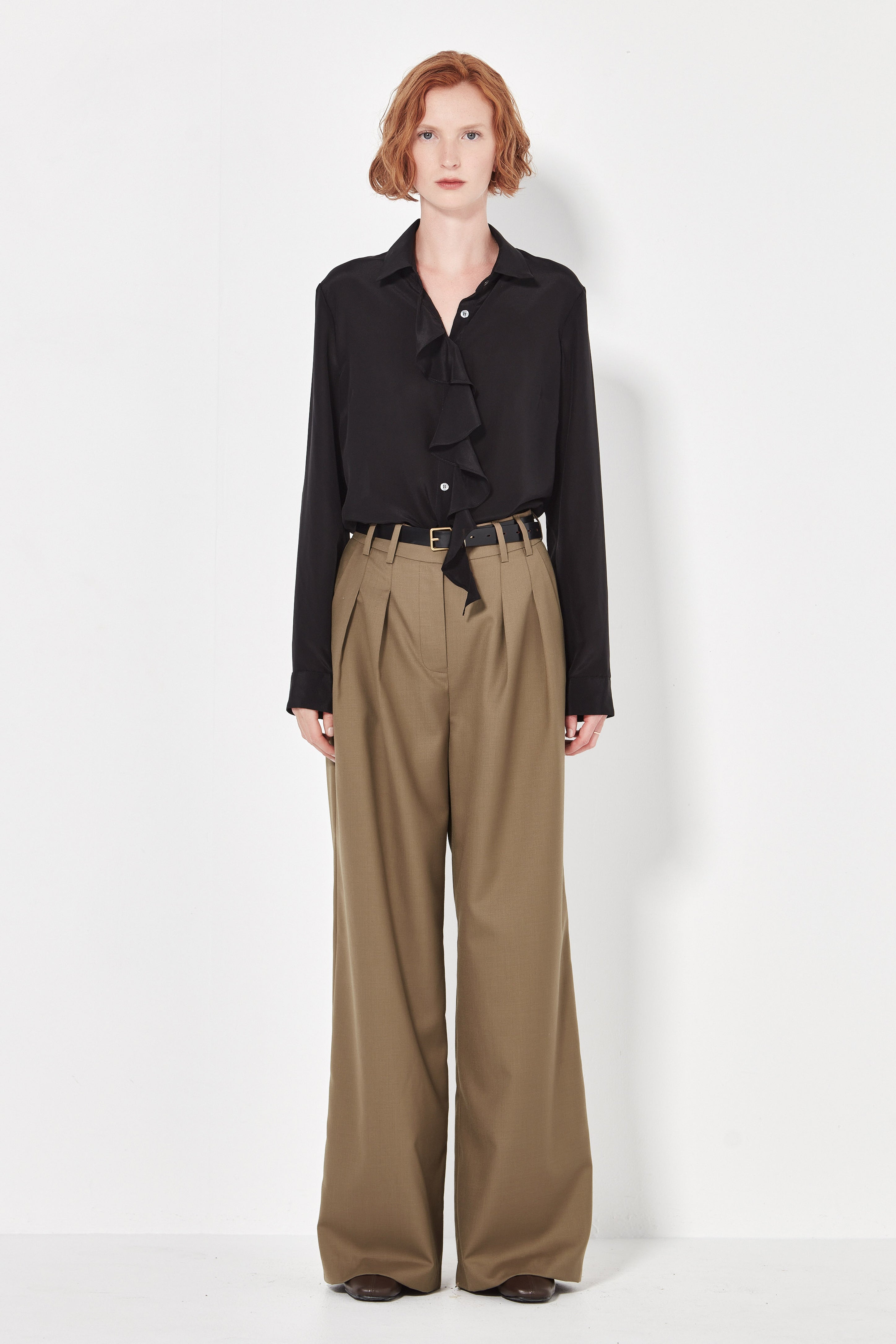 The Oslo Trouser in Khaki