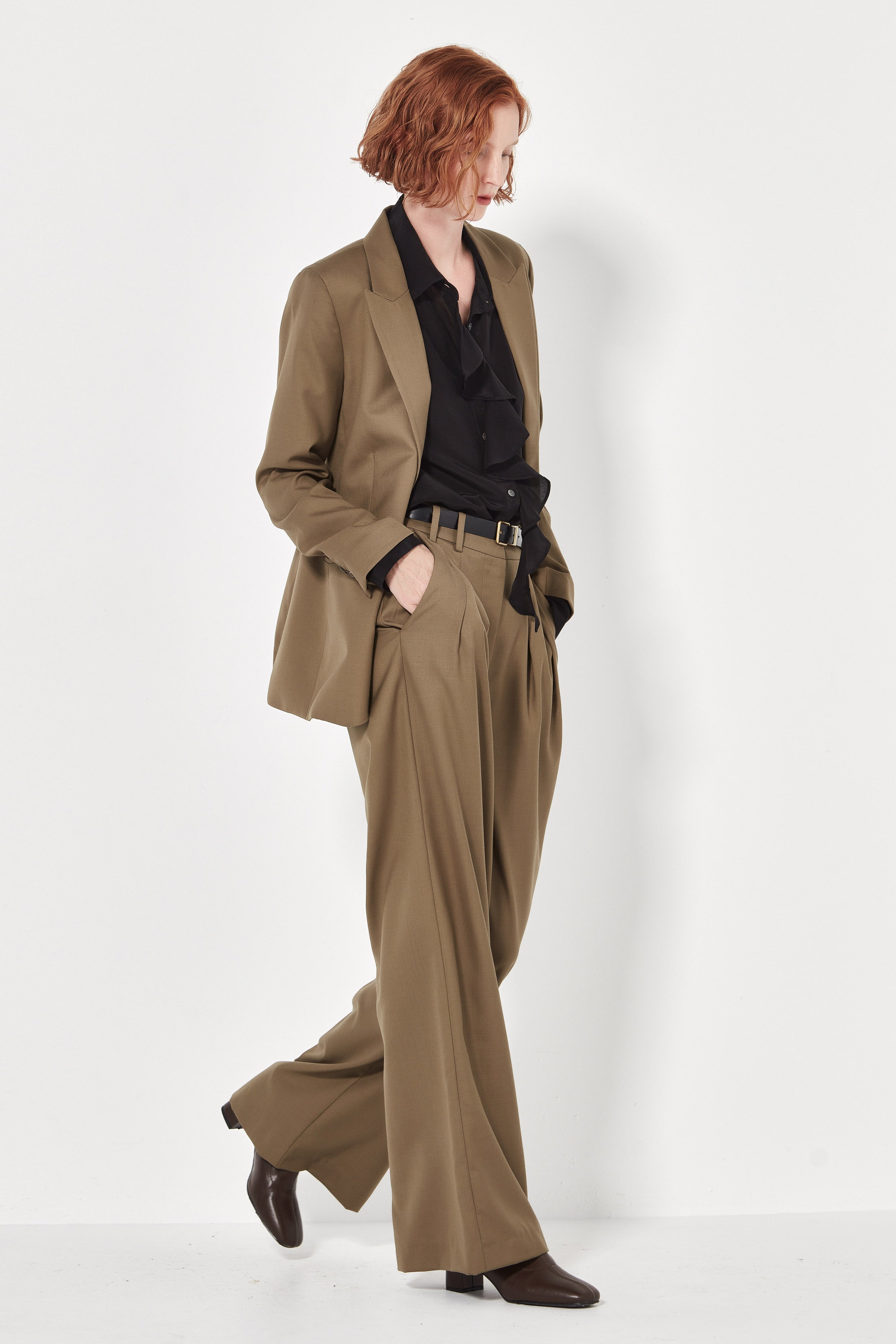 The Oslo Trouser in Khaki