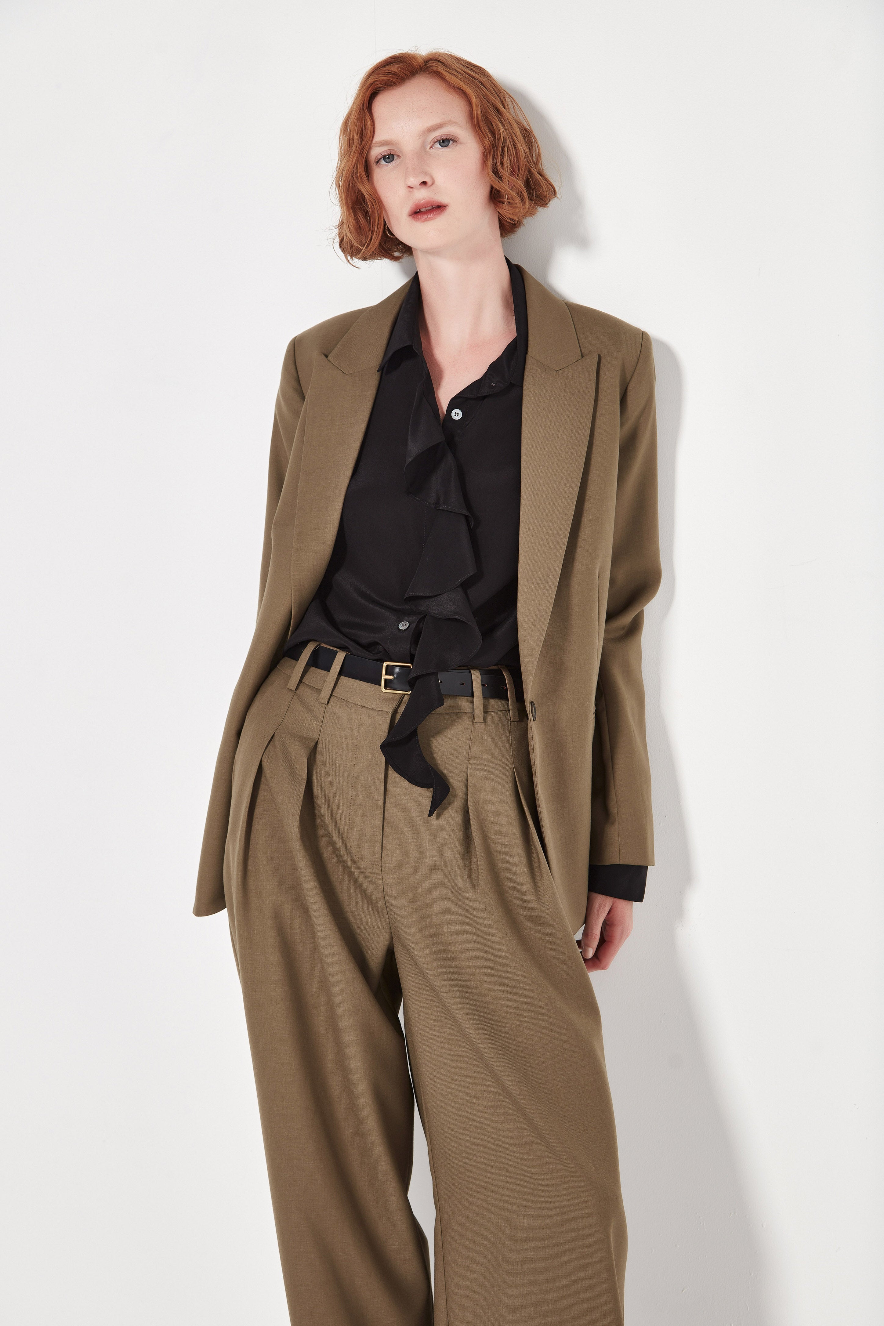 The Oslo Jacket in Khaki