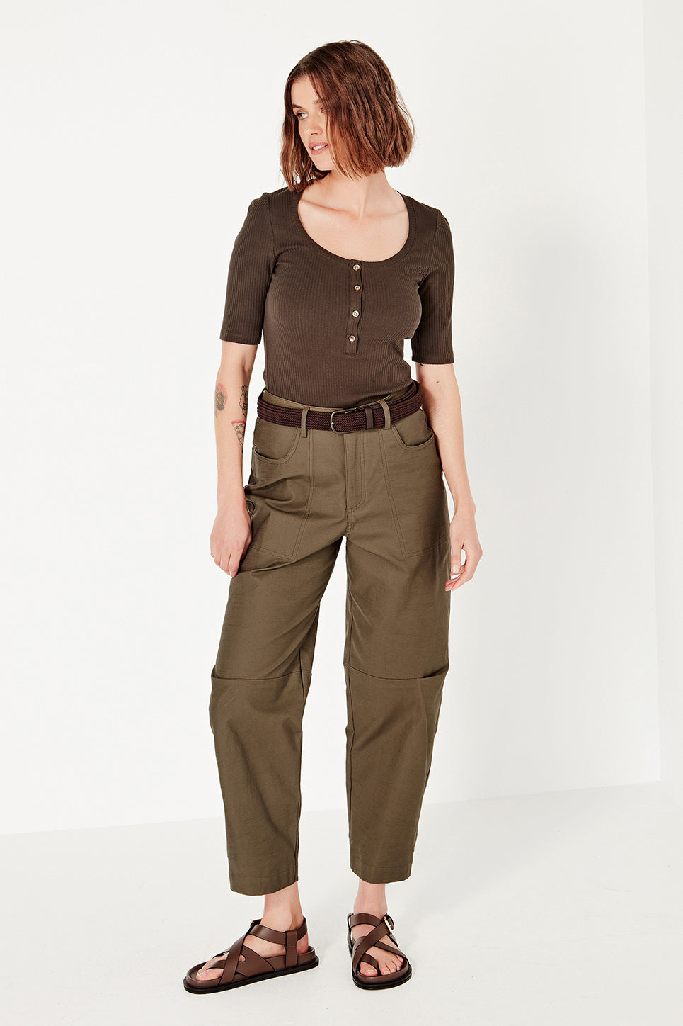 The Lila Tee in Moss