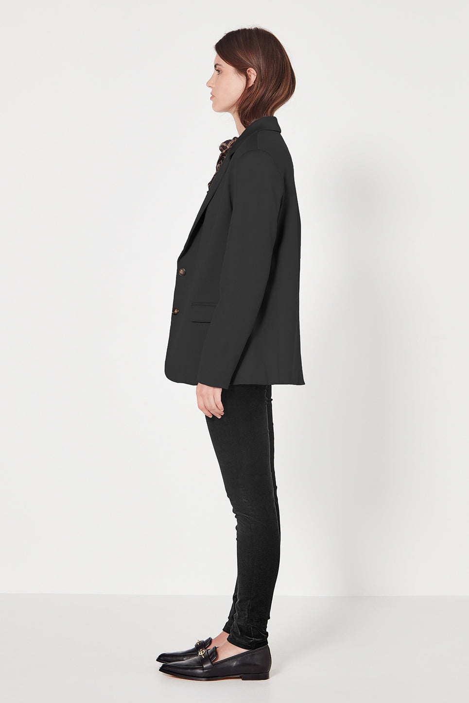 The Malo Jean in Black