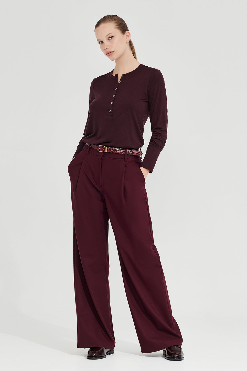The Selbourne Trouser in Port