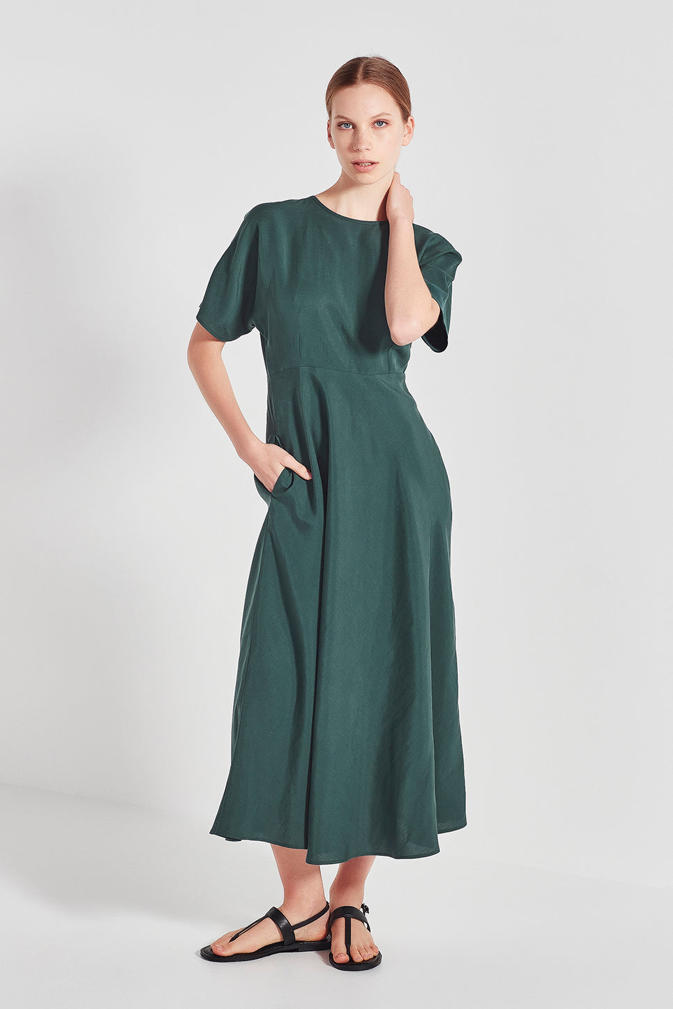 The Evelyn 2-Way Dress in Bottle Green