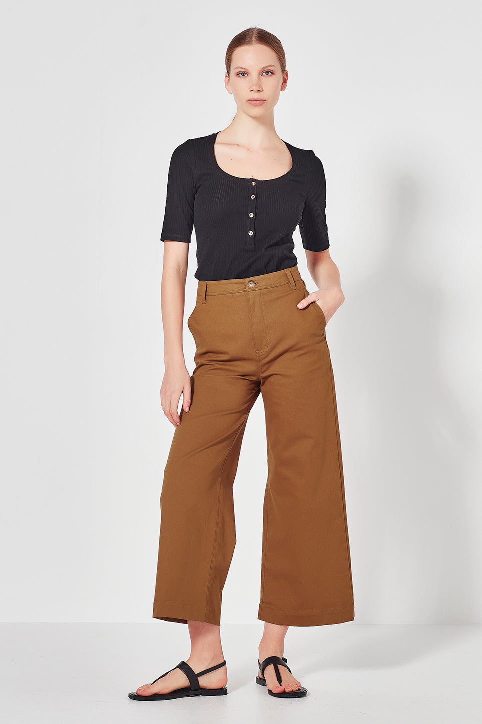 The Dryden Pant in Tobacco