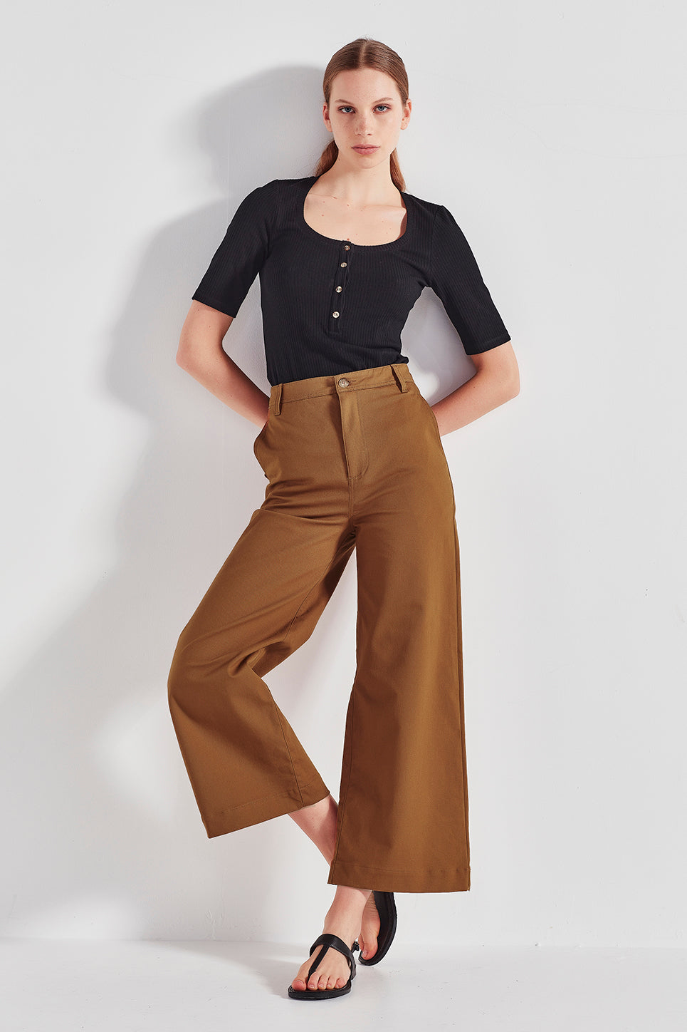The Dryden Pant in Tobacco