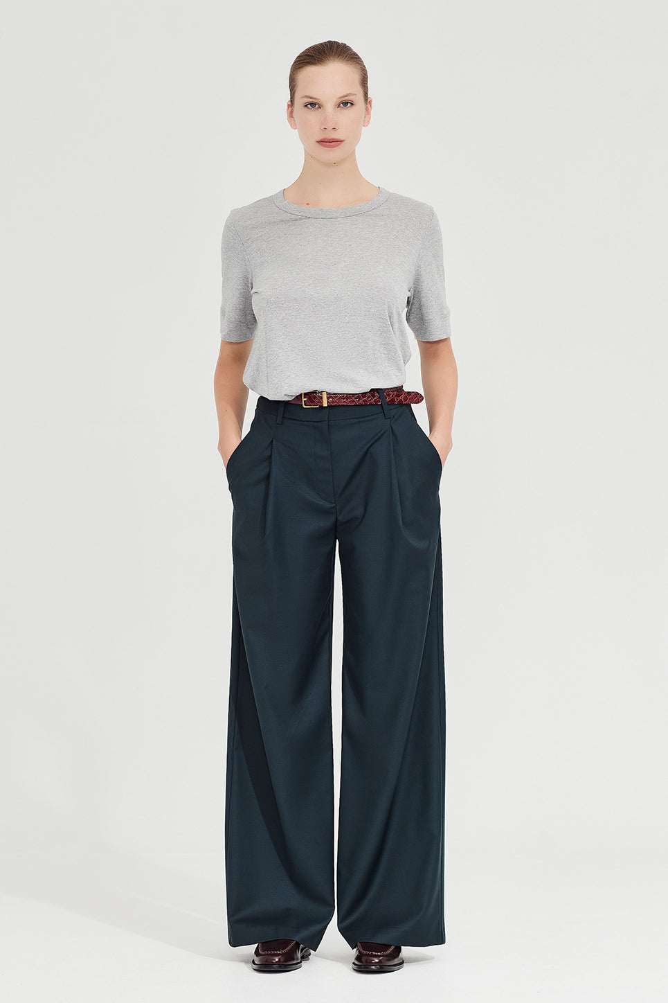 The Column Tee in Grey Marle