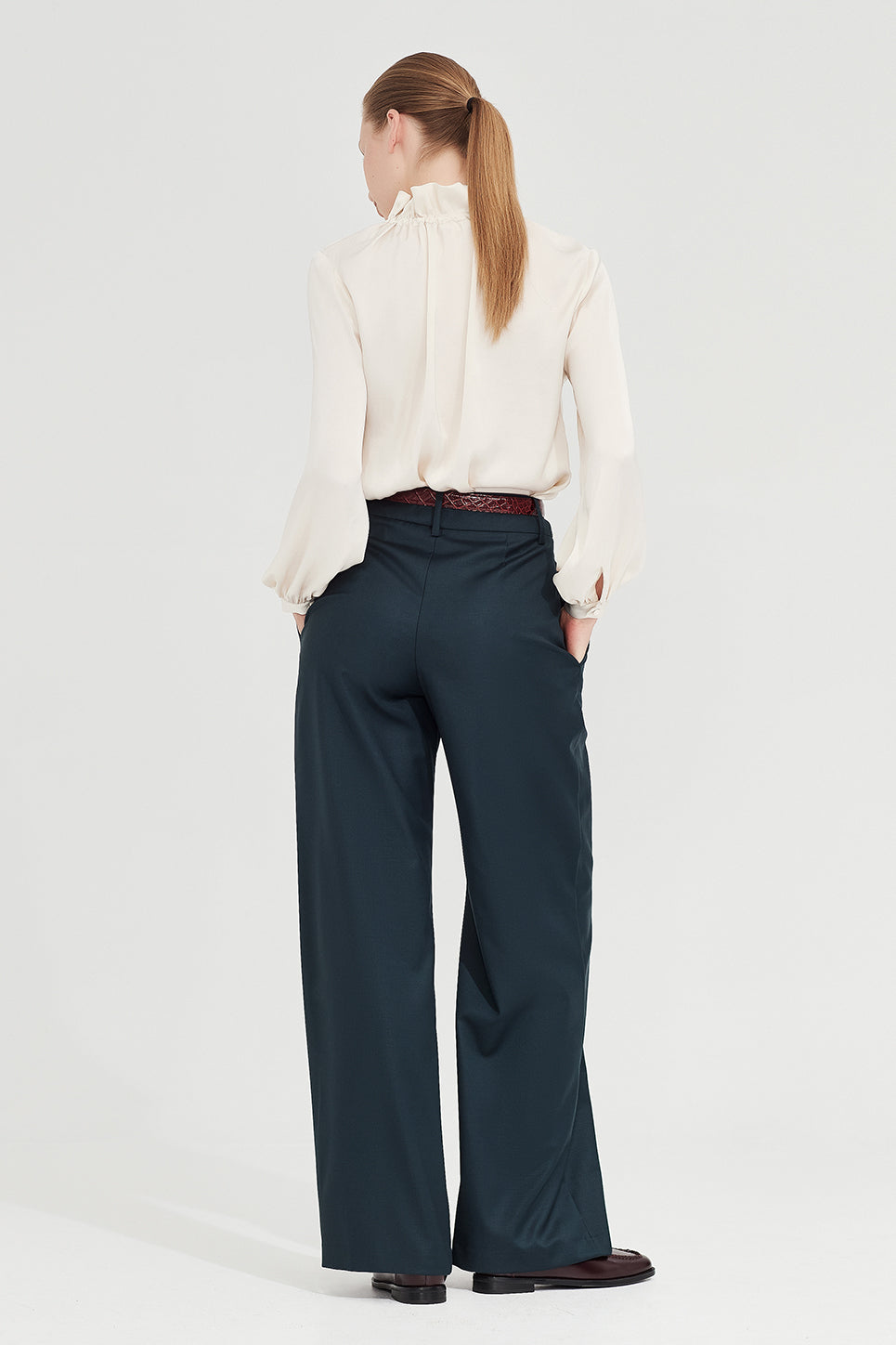 The Selbourne Trouser in Deep Teal