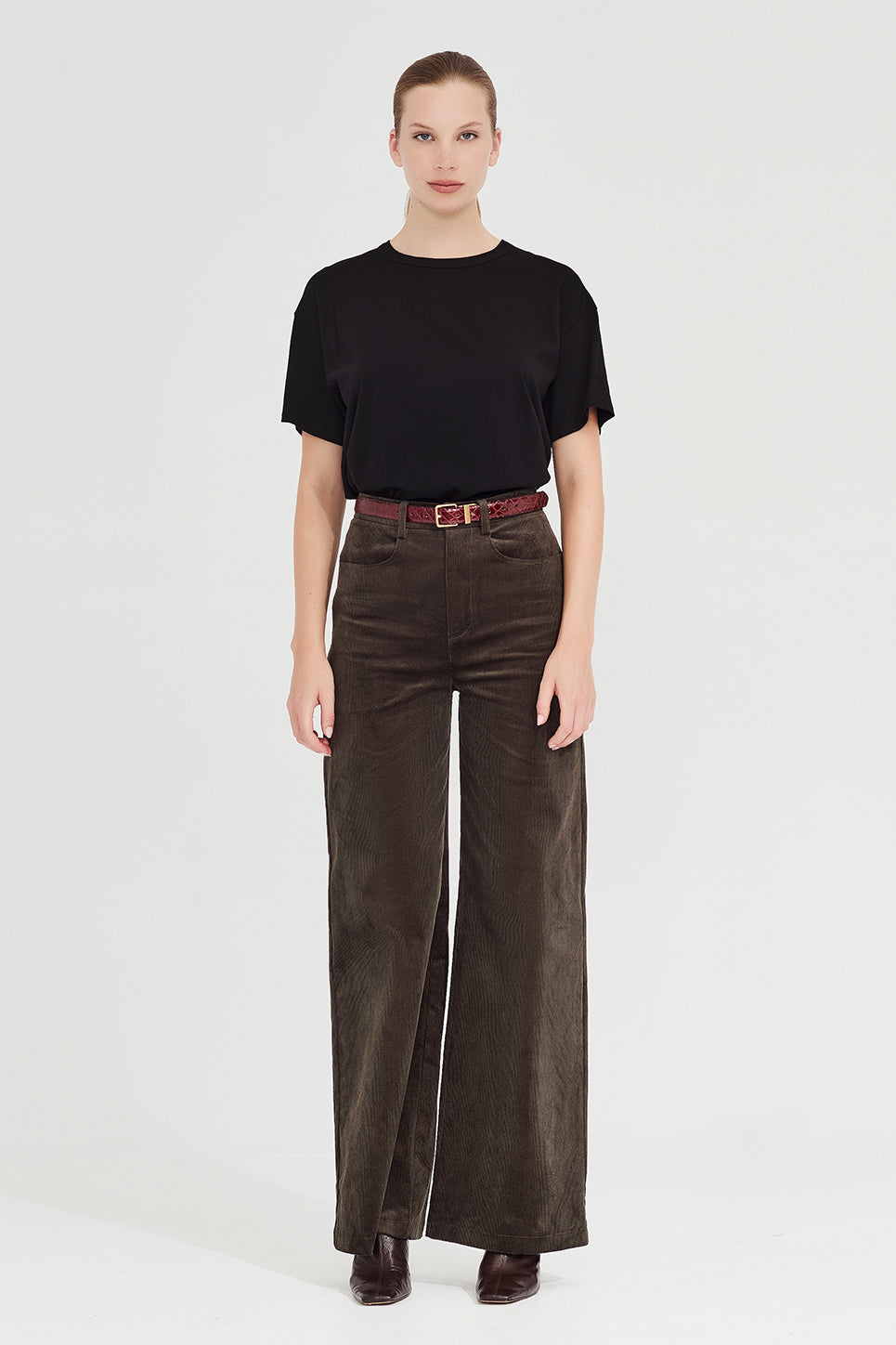 The Kingston Tee in Black