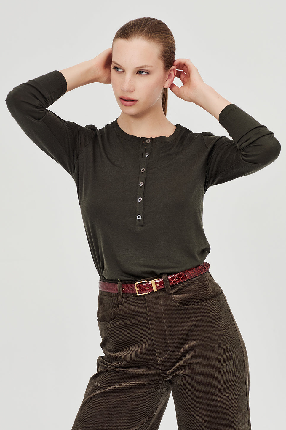 The Harris Henley in Pine