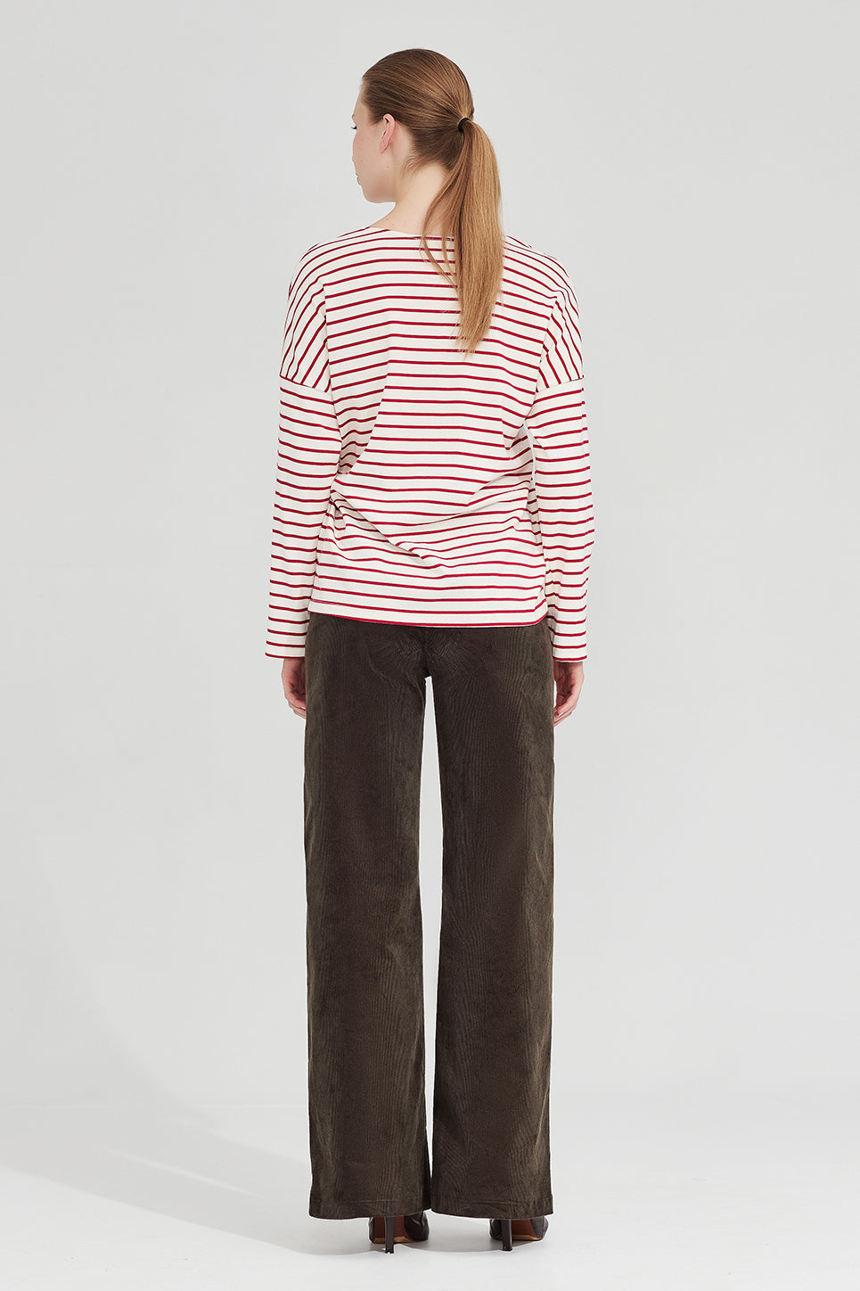 The Olsen Tee in Scarlet/Ivory Stripe