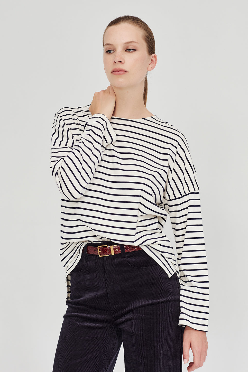 The Olsen Tee in Navy/Ivory Stripe