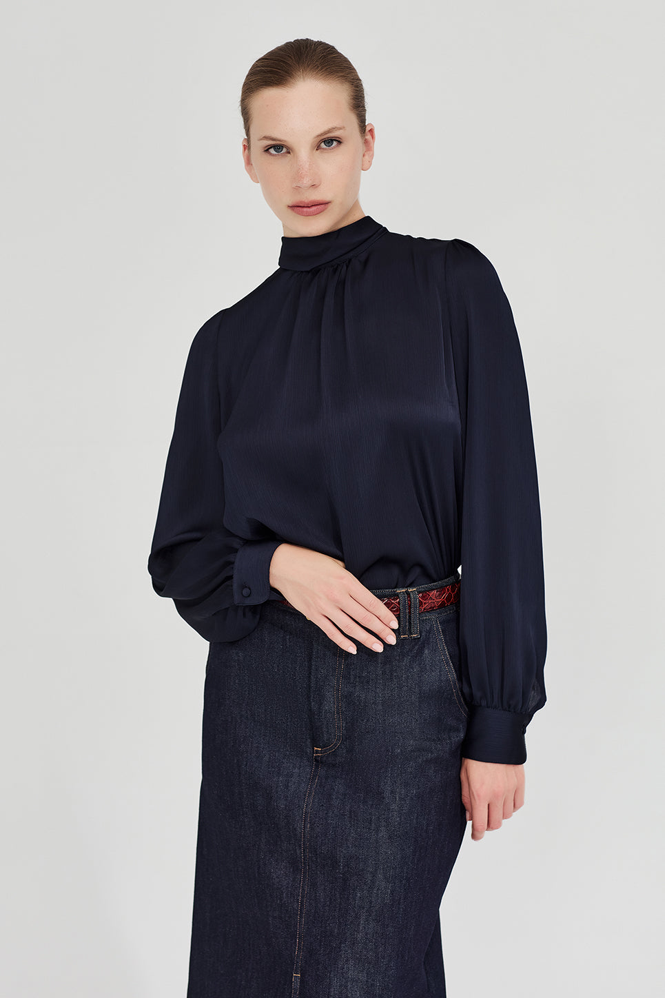 Bowie Blouse in Navy