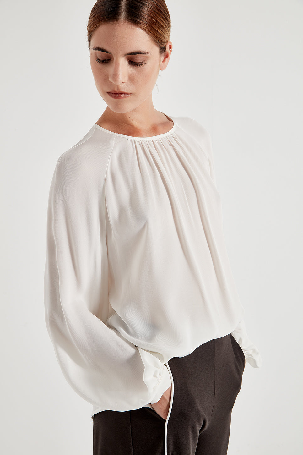 The Lisbon Top in Ivory