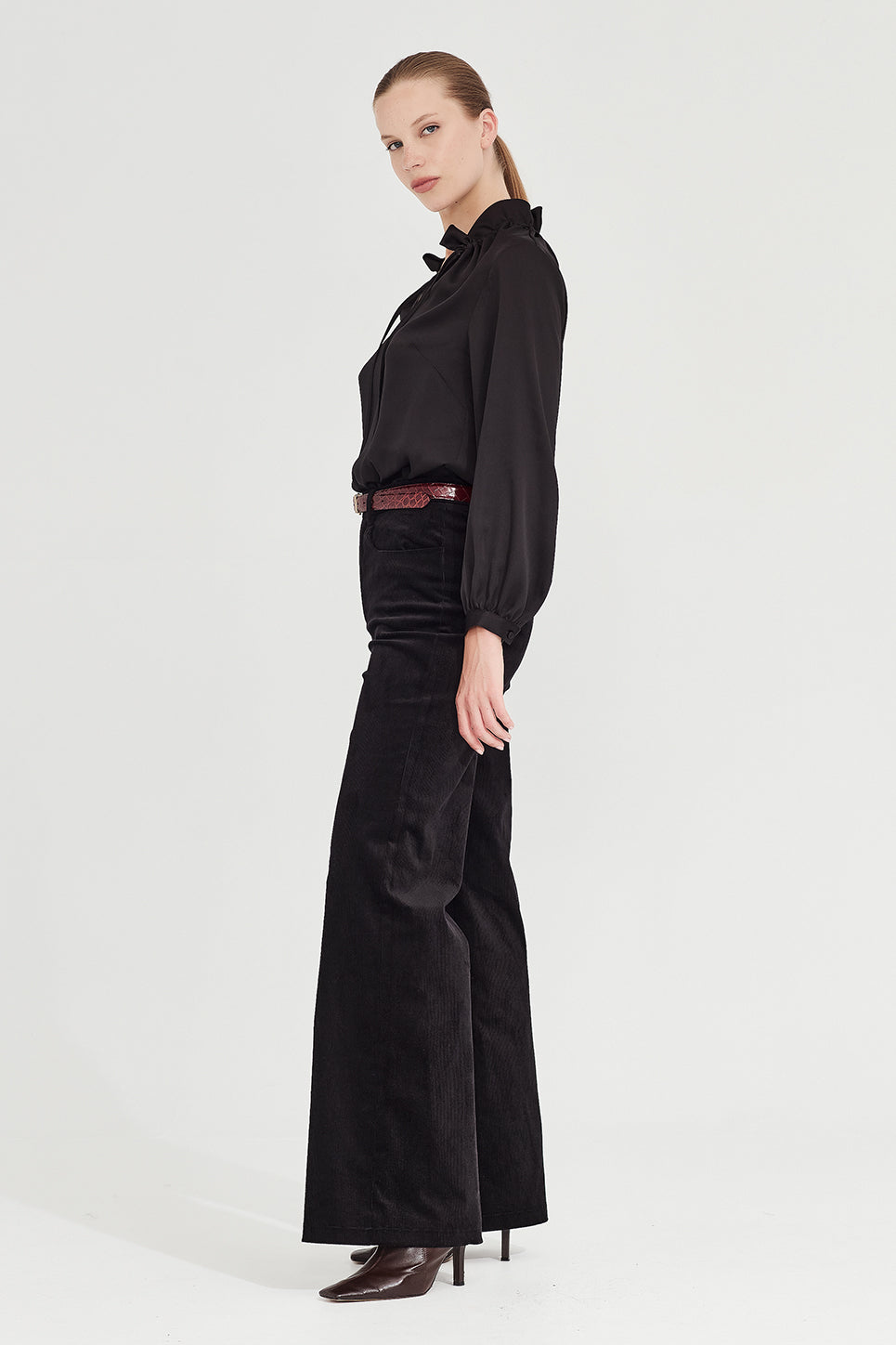 The Kate Trouser in Black