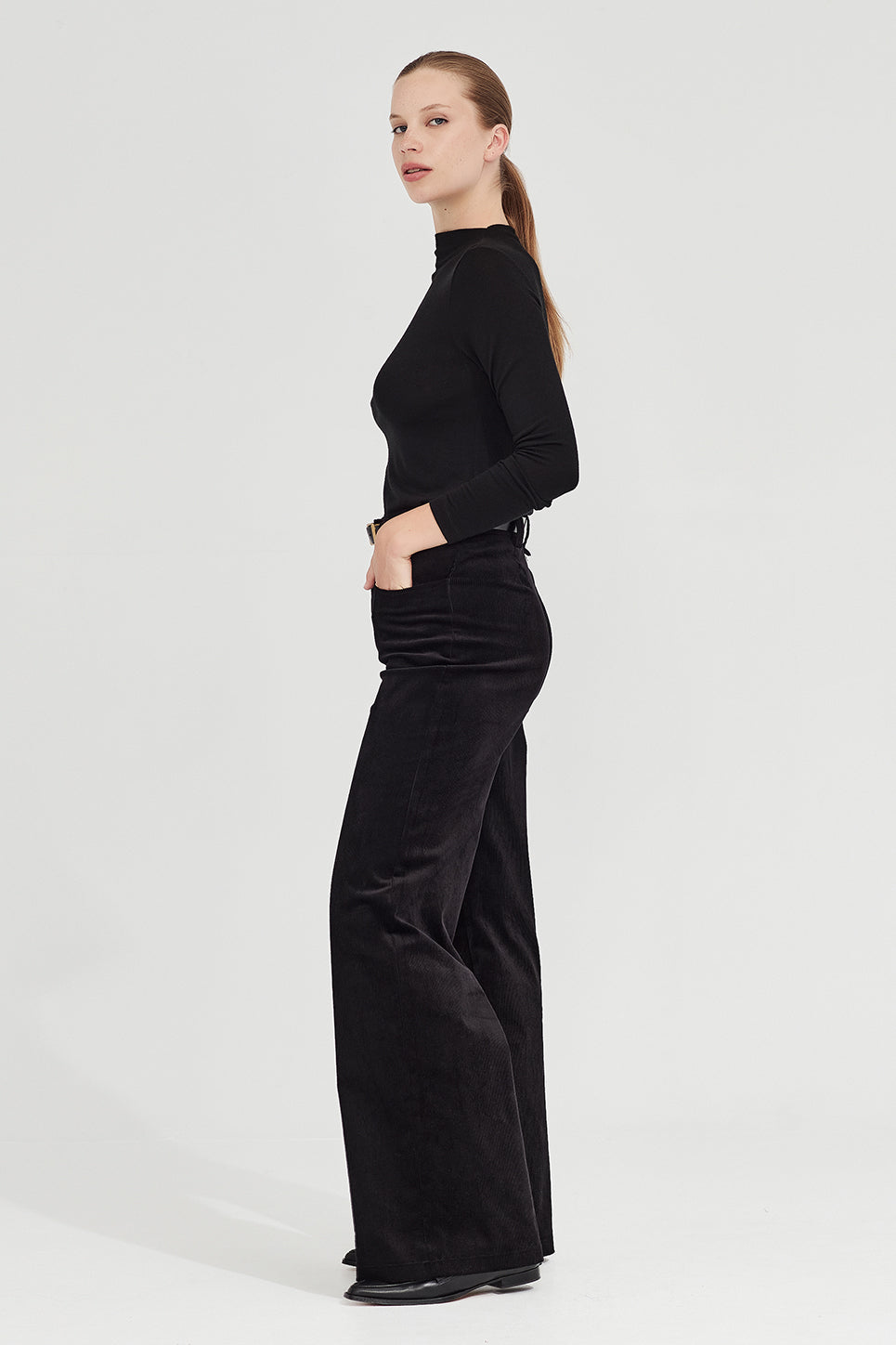 The Cezanne Top in Black