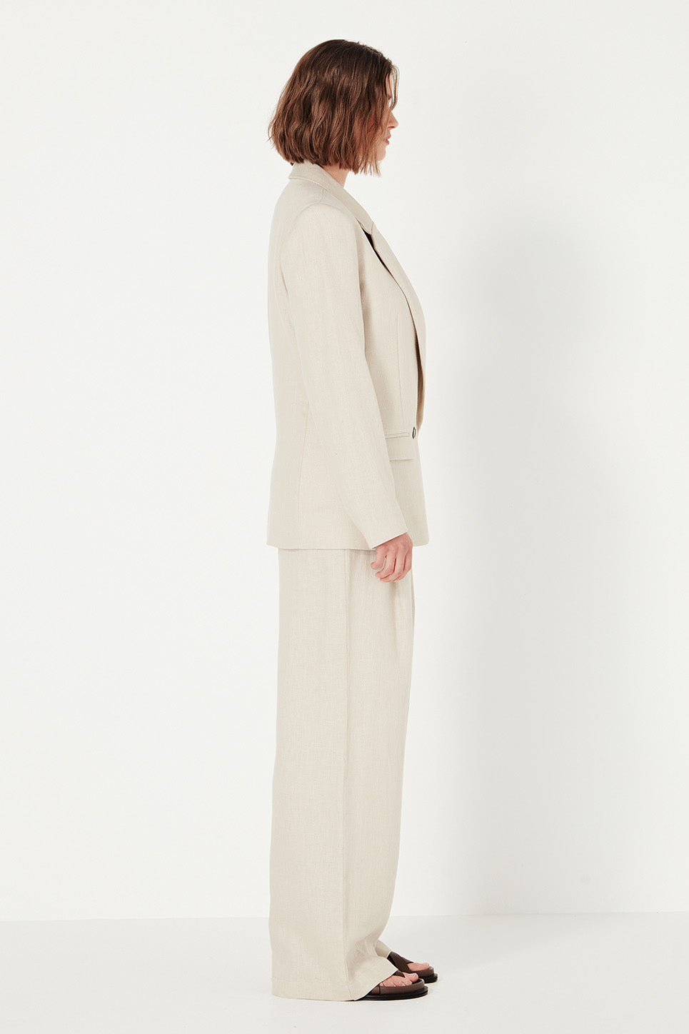 The Whitman Jacket in Natural Linen