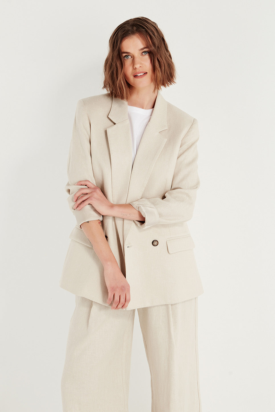 The Whitman Jacket in Natural Linen