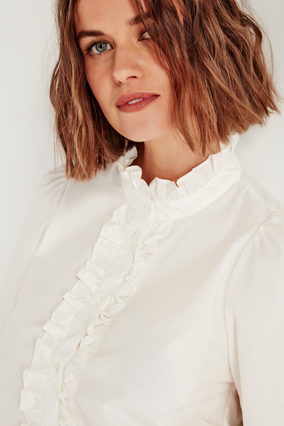 Ava Blouse in Tusk