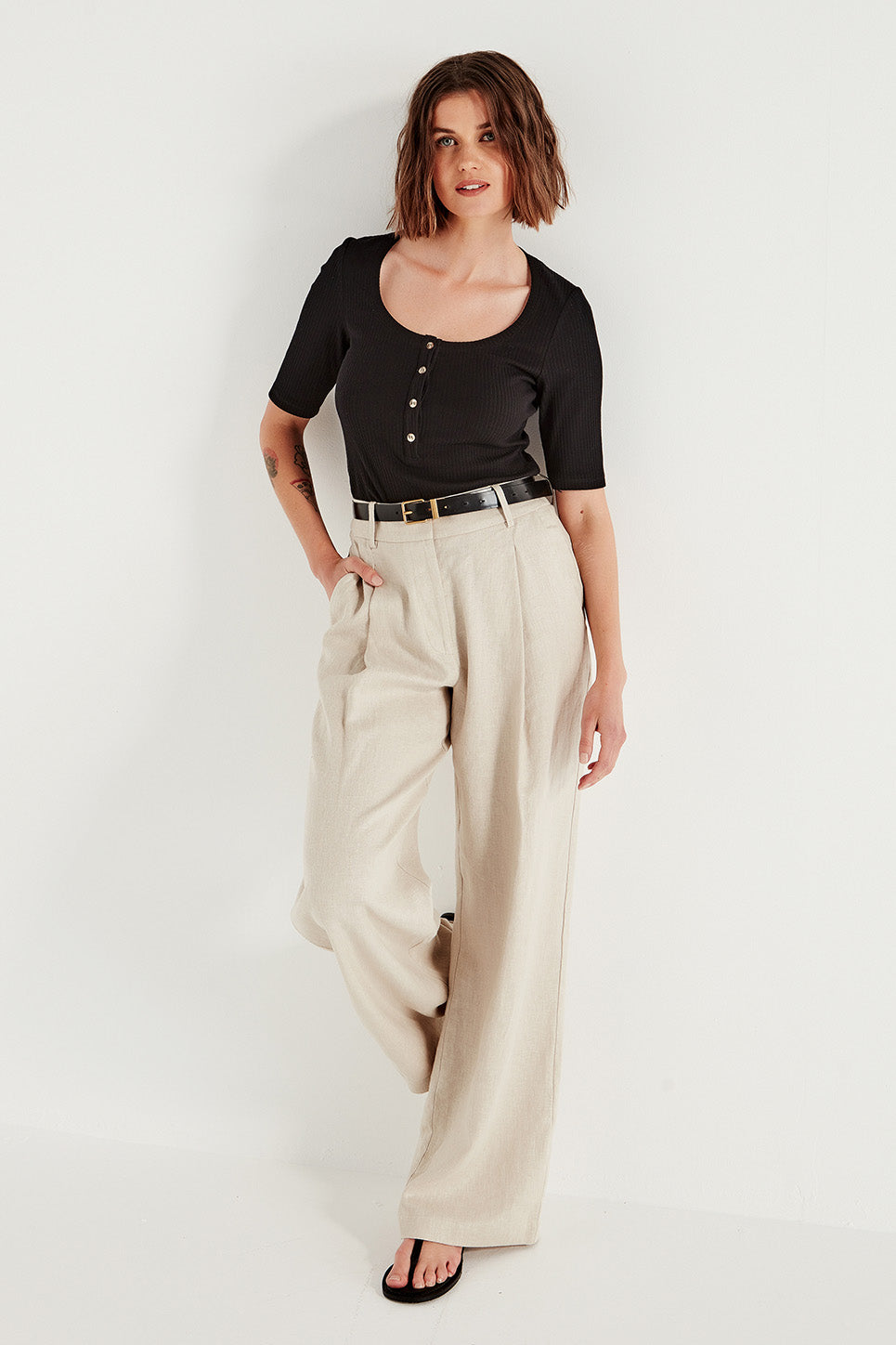 The Lila Tee in Black
