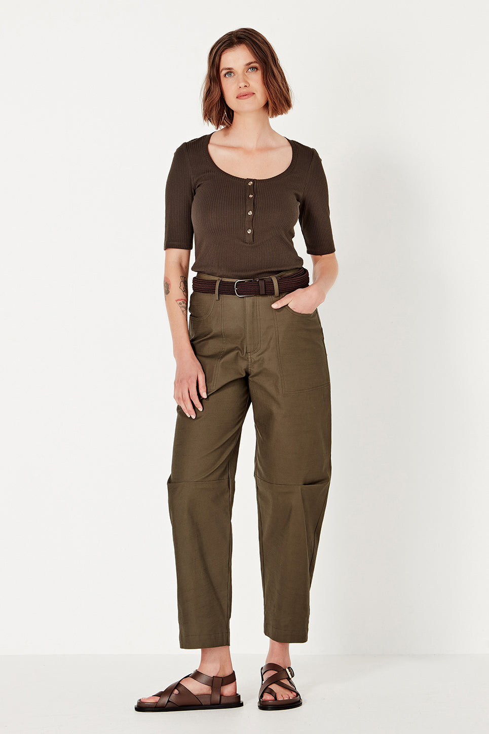 The Lila Tee in Moss