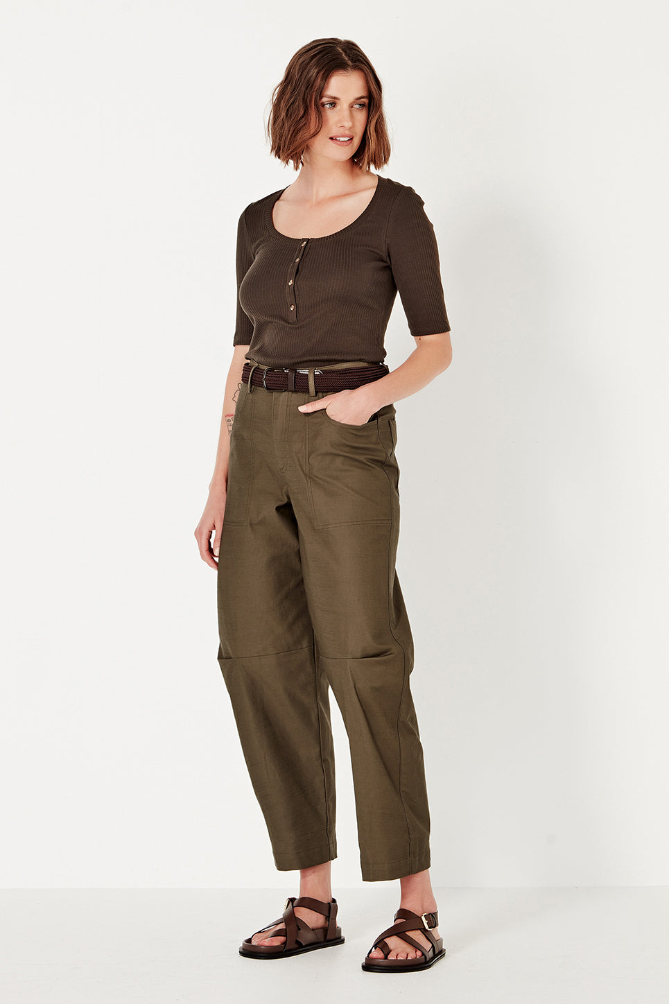 The Lila Tee in Moss