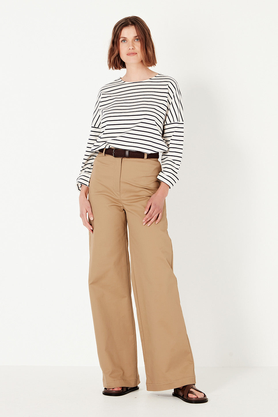 The Olsen Tee in Navy/Ivory Stripe
