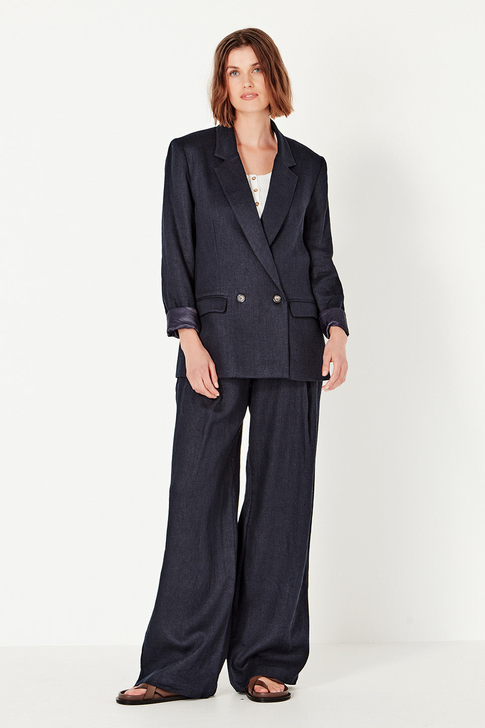 The Selbourne Trouser in Navy Linen