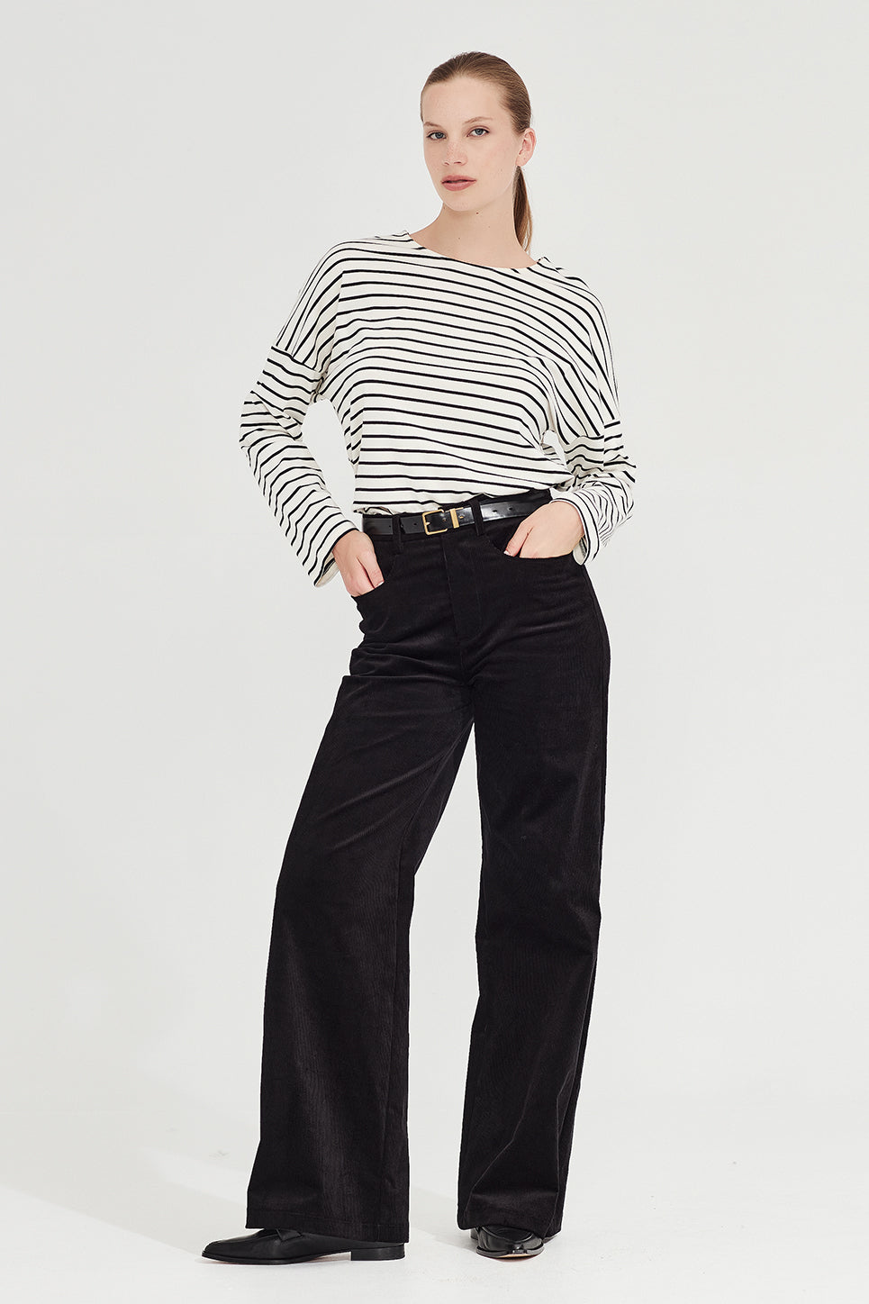 The Olsen Tee in Black/Ivory Stripe