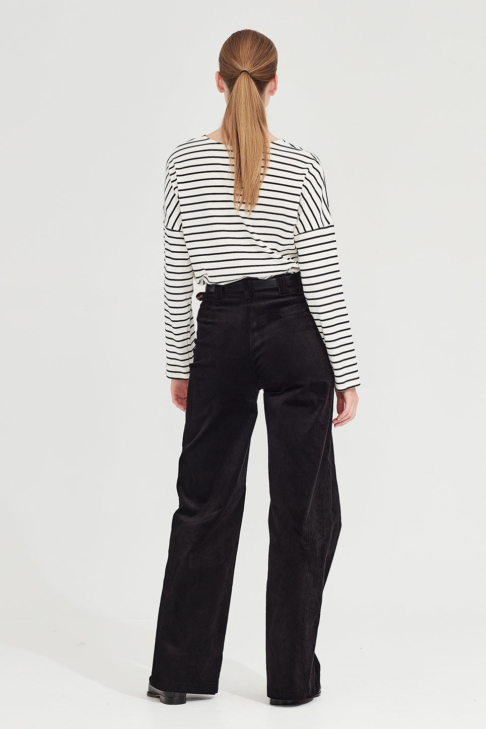 The Olsen Tee in Black/Ivory Stripe