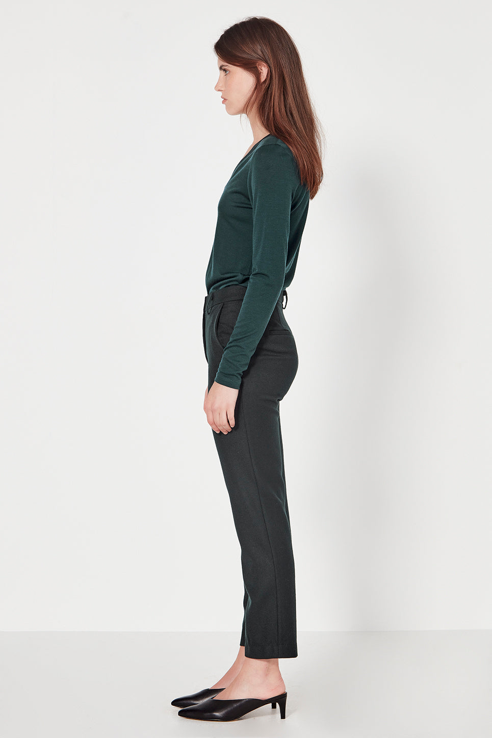 The Vienna V-Neck in Emerald