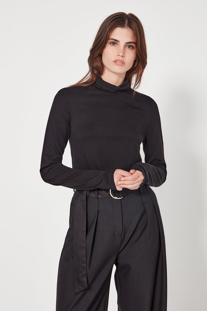 The Harrison Top in Black – Shjark