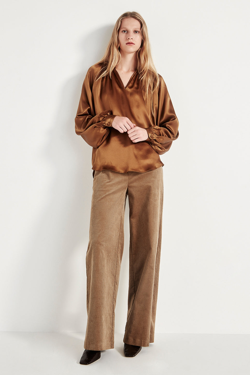 The Cardiff Trouser in Taupe
